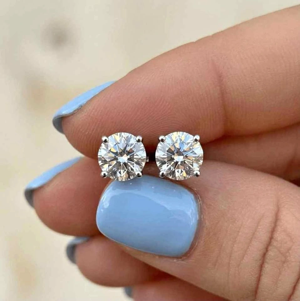 Moissanite Stud Earrings 2ct