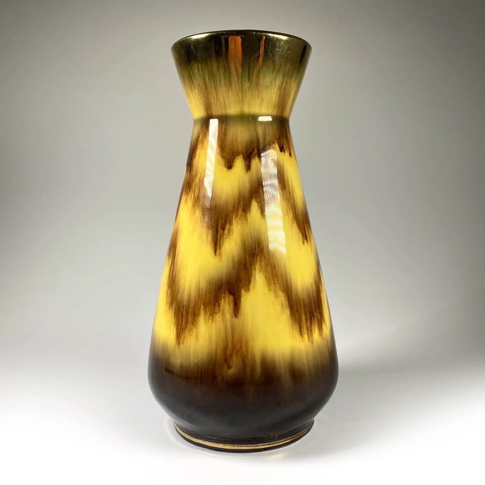 Vintage Bay West German Pottery Vase - photo 3