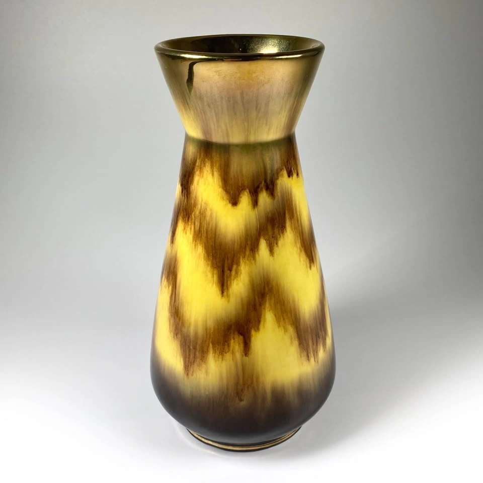 Vintage Bay West German Pottery Vase - photo 4