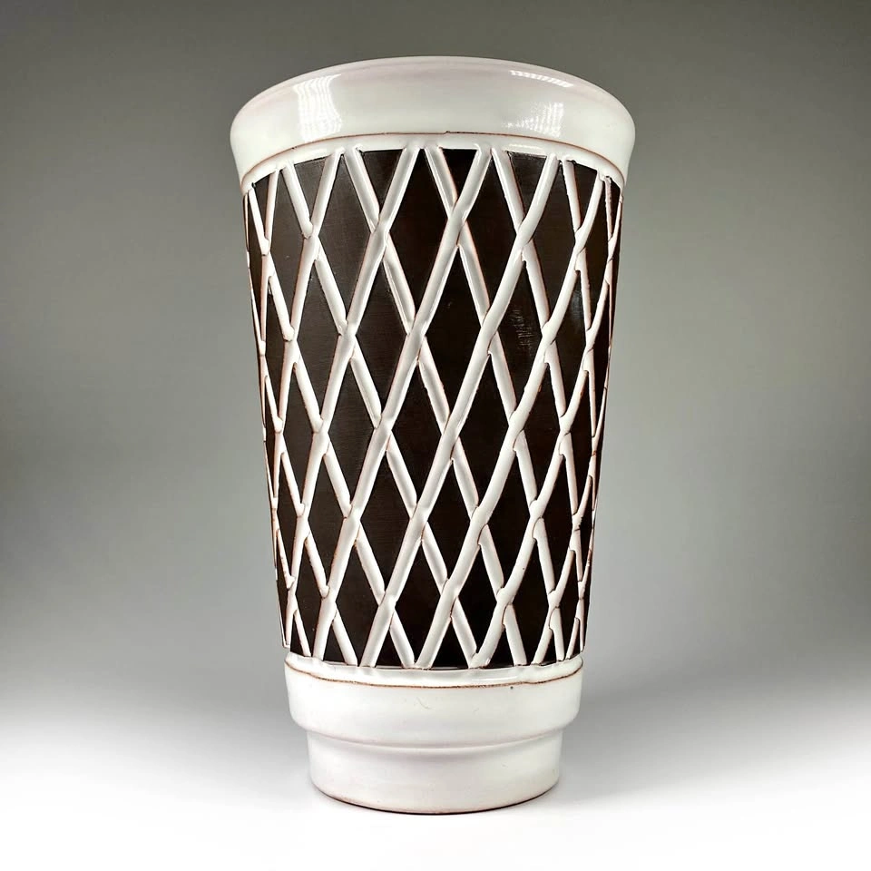 Vintage 1960’s Gabriel Sweden Orient Vase