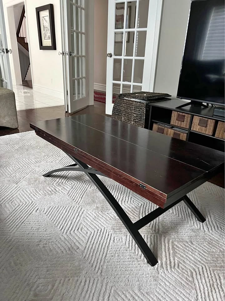 Expandable Coffee Table