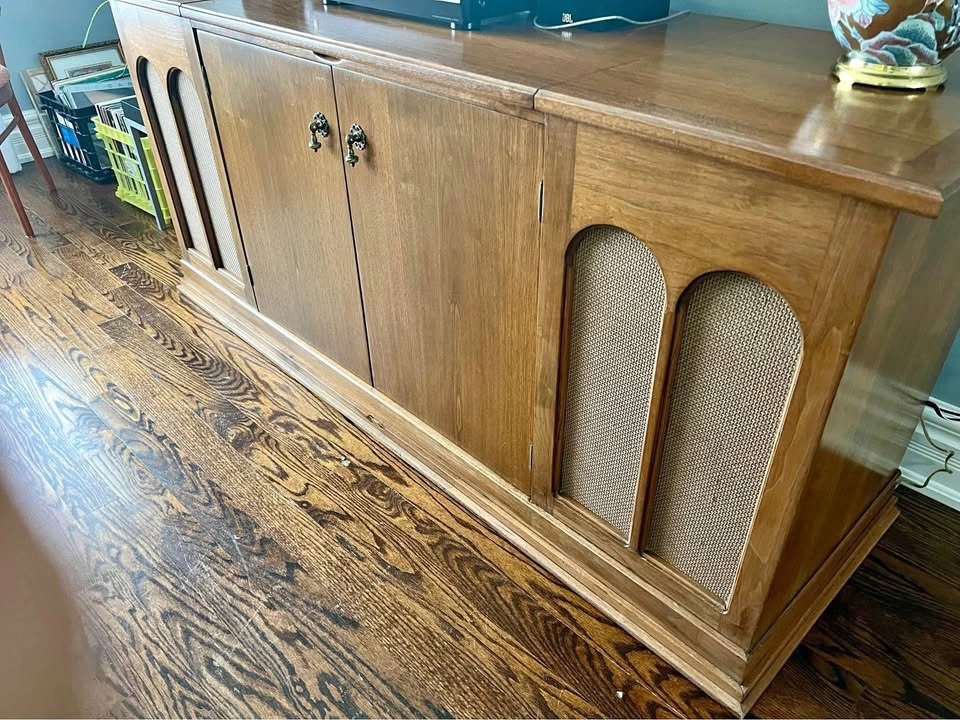 Vintage Solid Wood Stereo Console