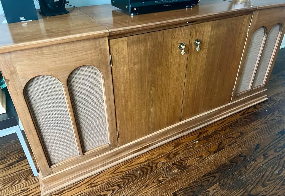 Vintage Solid Wood Stereo Console - photo 2