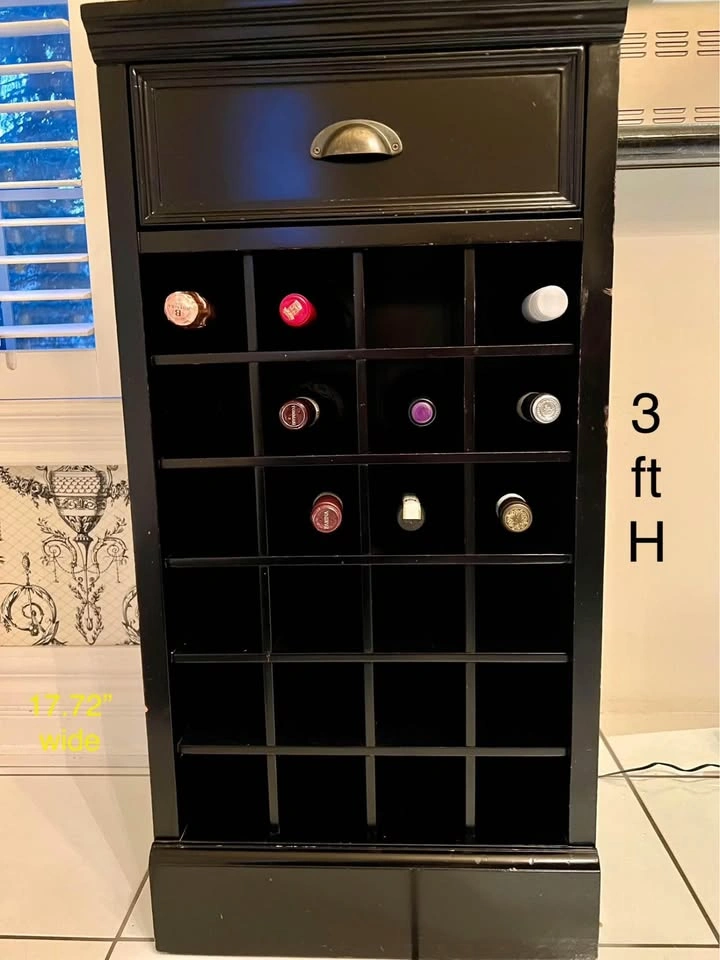 Wood wine rack