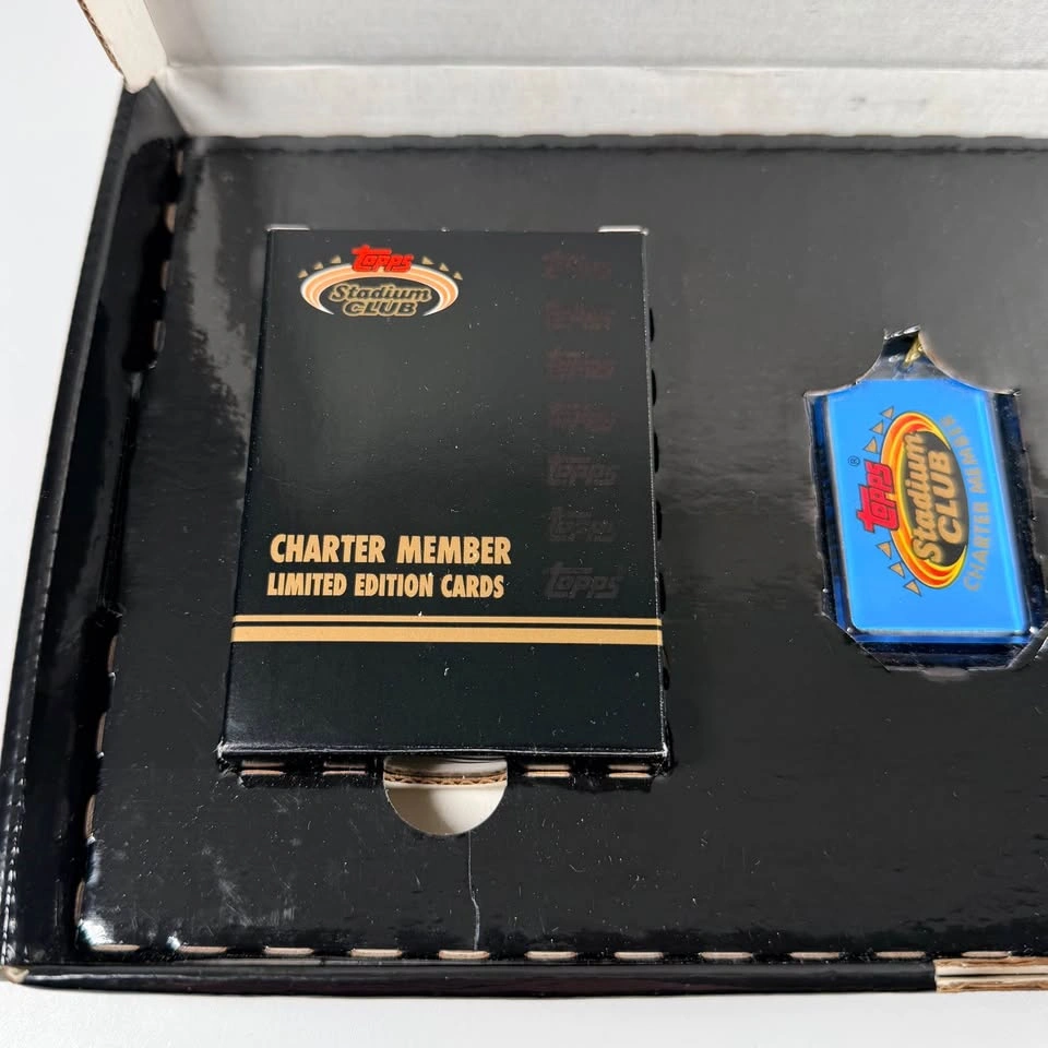 1991 Topps Stadium Club Charter Member Box Set - photo 3