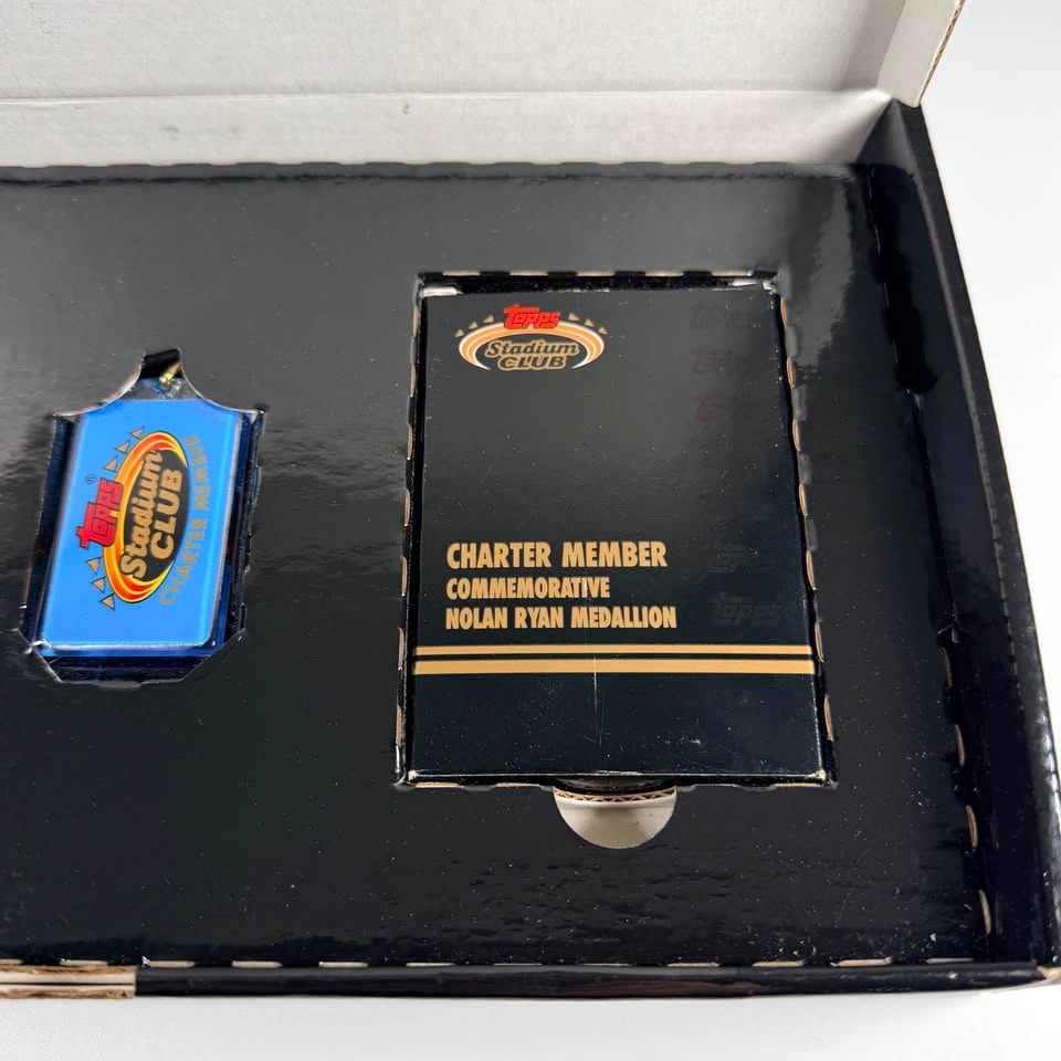 1991 Topps Stadium Club Charter Member Box Set - photo 4