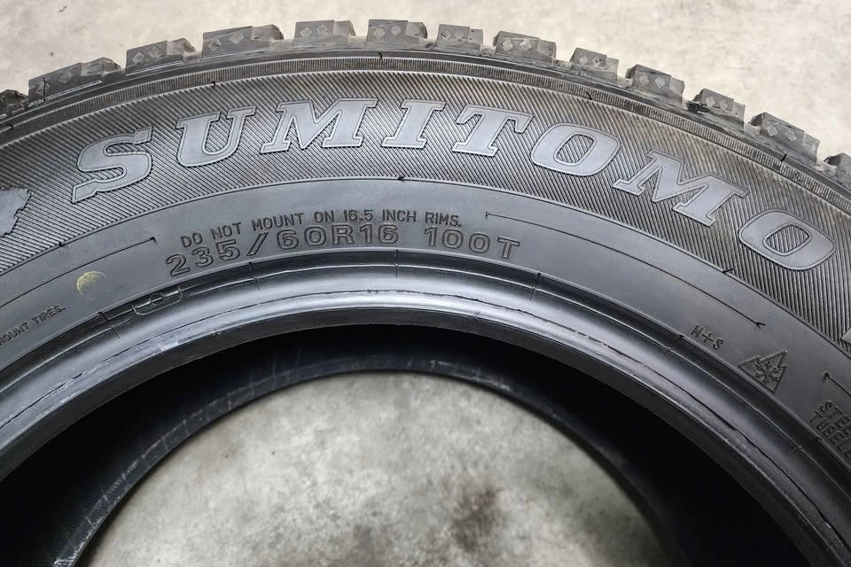 235/60R16 Sumitomo Ice Edge Winter Tires - photo 2