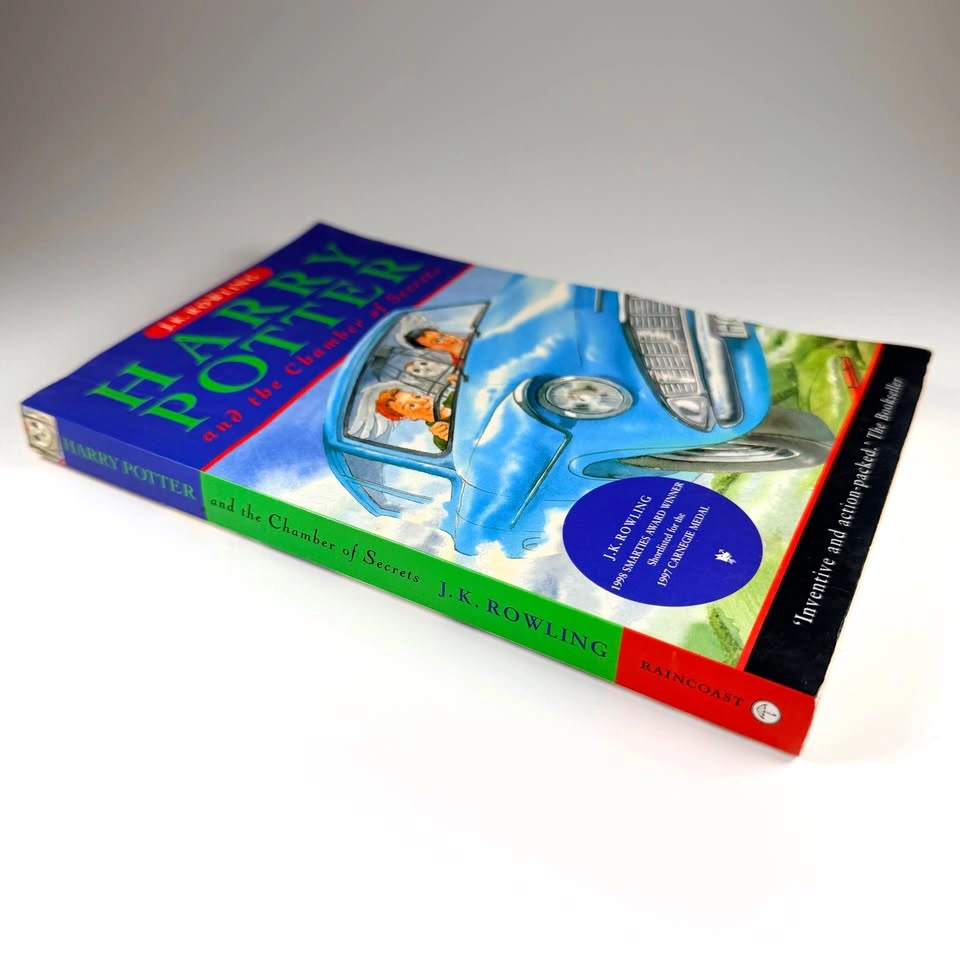 Harry Potter Chamber of Secrets First Edition Book - photo 4