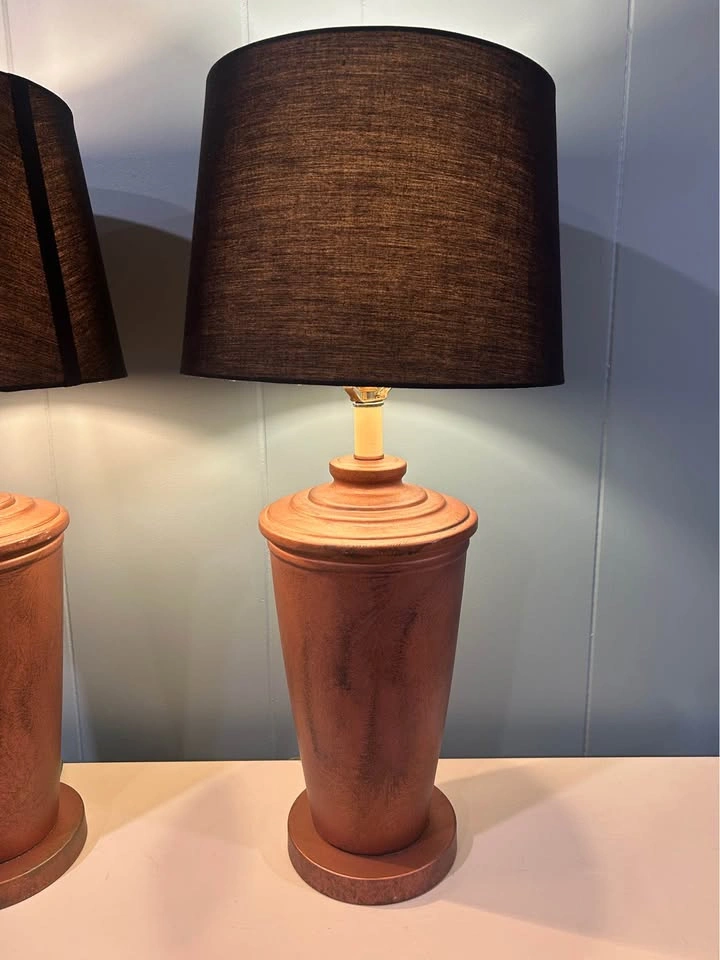 Pair of Table Lamps - Black Shades - photo 3