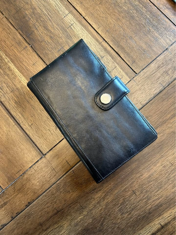 Danier Genuine Leather Wallet Organizer & Pouch Set - photo 2