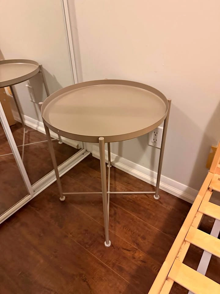 Great Quality Metal Circle Table Nightstand