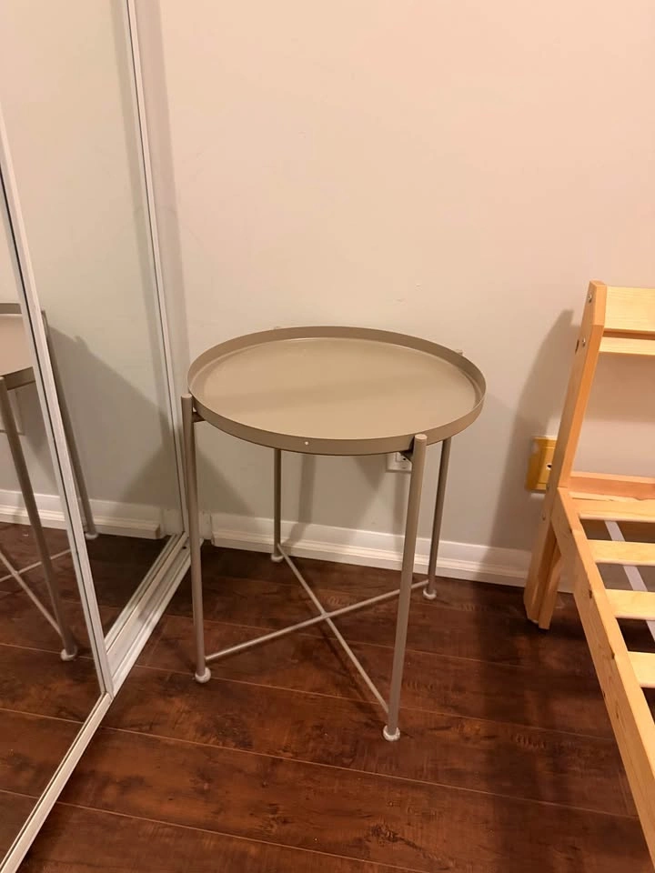 Great Quality Metal Circle Table Nightstand - photo 2