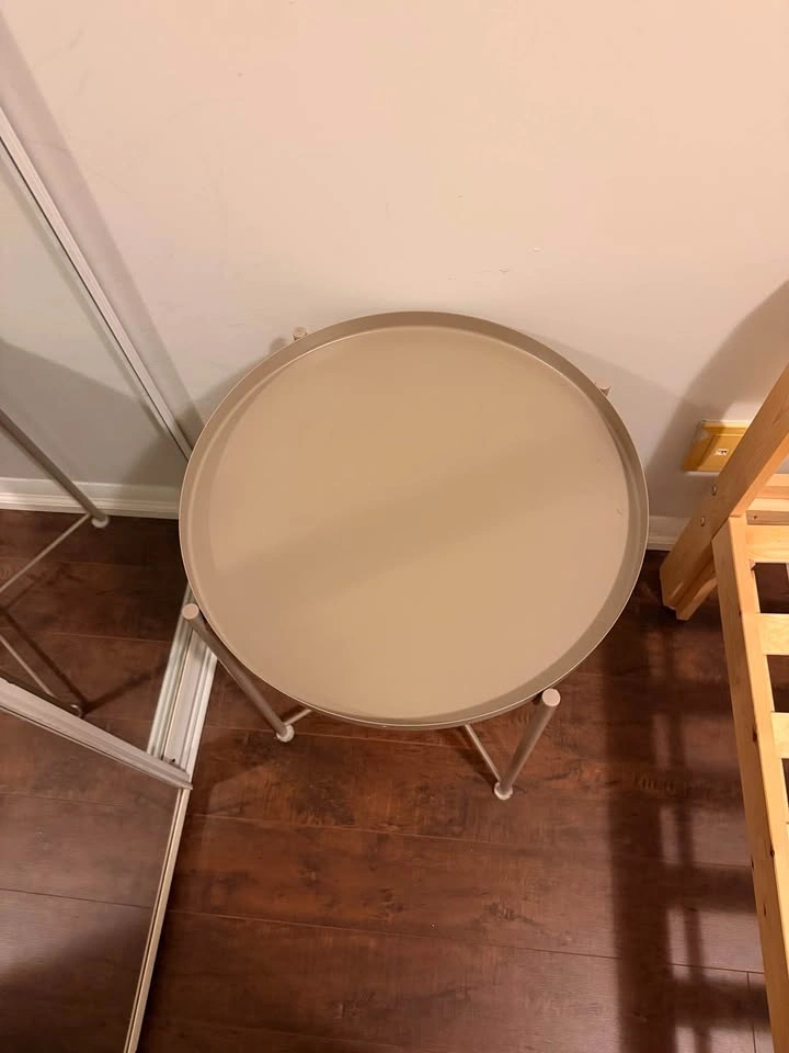 Great Quality Metal Circle Table Nightstand - photo 3