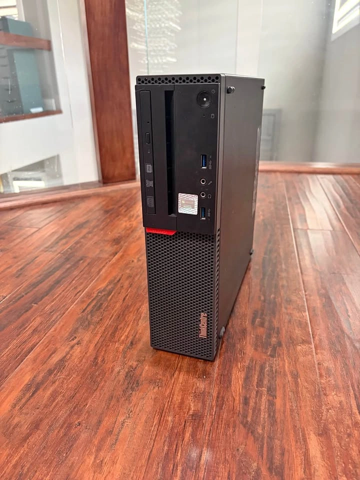 Desktop PC SFF (256 SSD & 4TB HDD, 16GB RAM, i5 6th Gen)