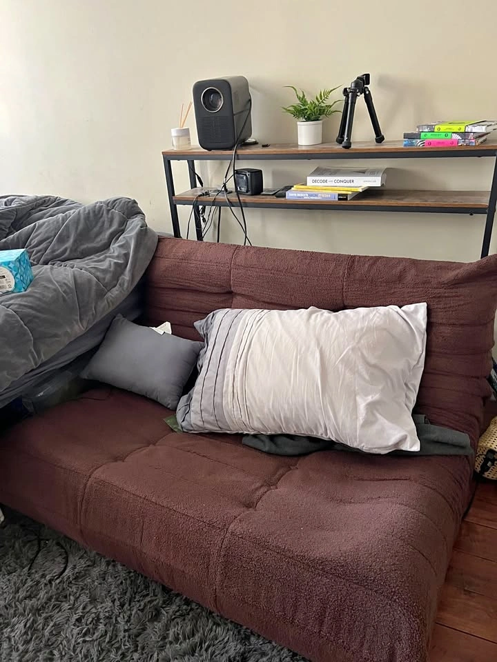 Very comfortable 95% New Room Sofa original $161