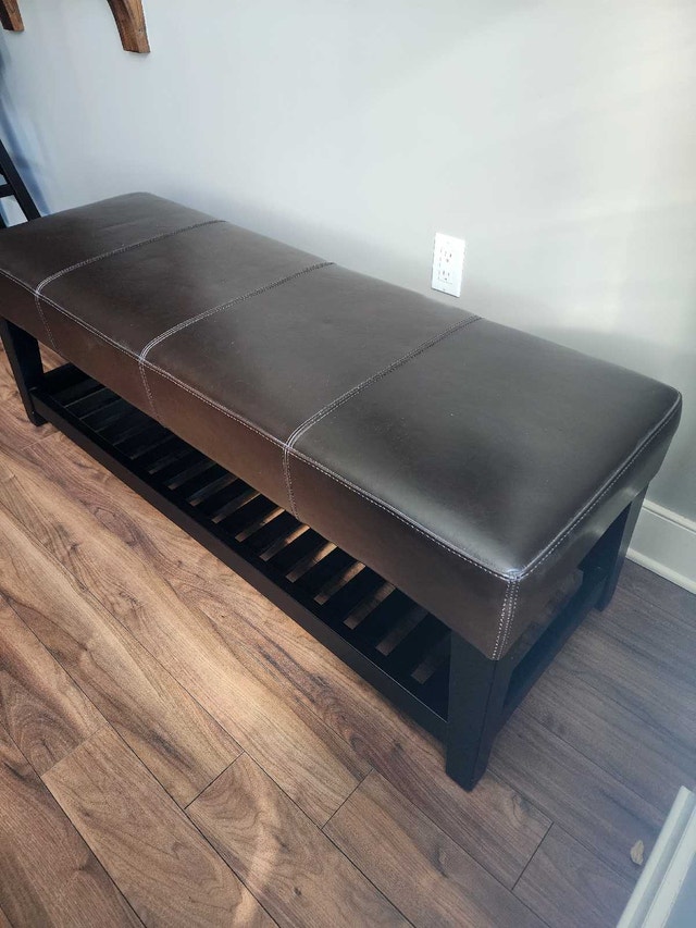 Wooden bench with leather seat - photo 2