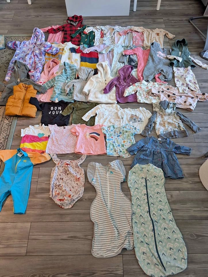 Clothing bundle 3-6 month girl