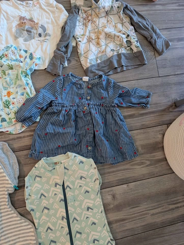 Clothing bundle 3-6 month girl - photo 5