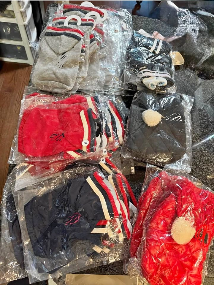 [BRAND NEW] 29pcs Dog Sweater Hoodies & Jackets