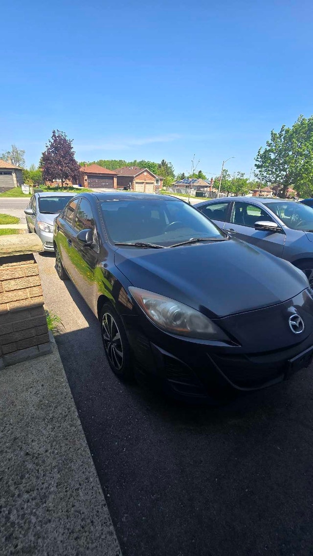 2011 Mazda3 Sport GS Sedan - photo 4