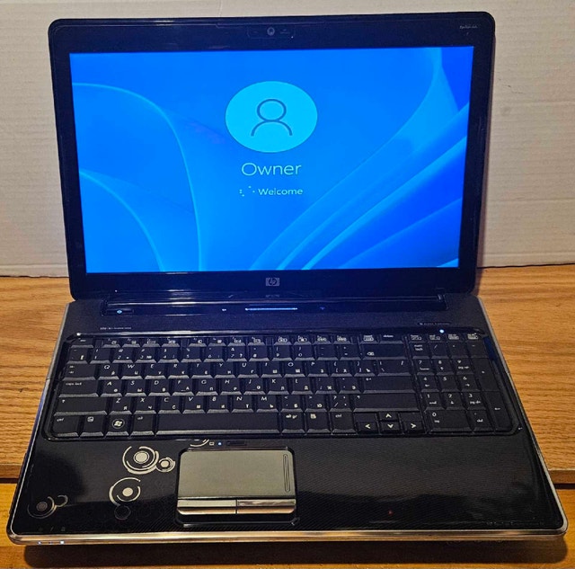 HP Core i7 Laptop Windows 11 New Battery
