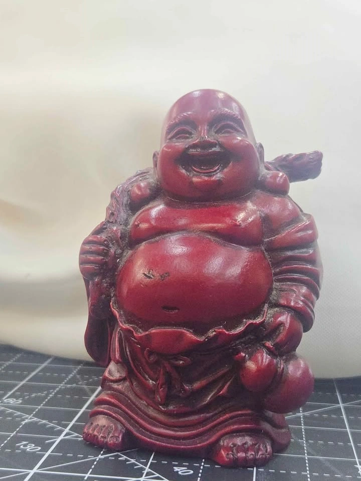 Vintage Red Resin Laughing Buddha Figurine 4" Tall - photo 5