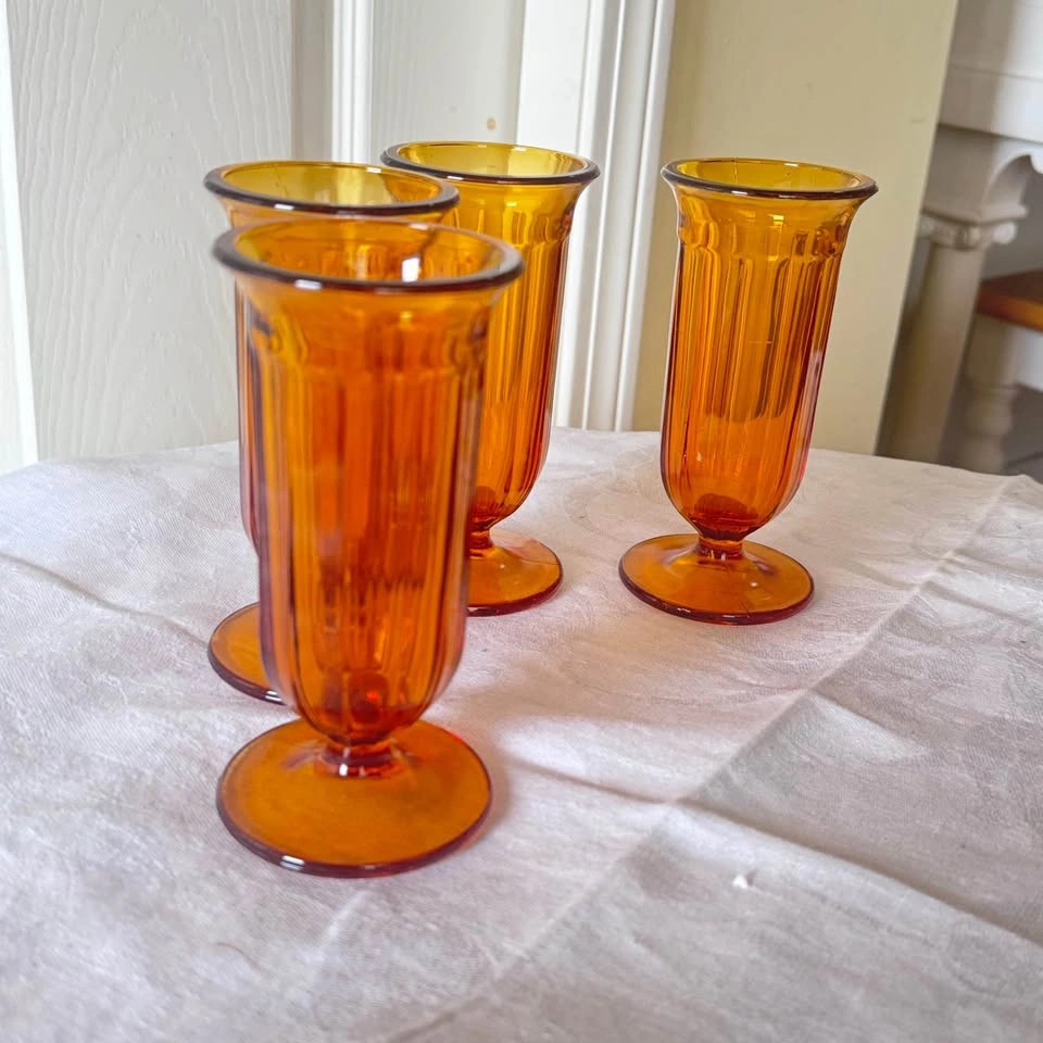 Set of 4 Art Deco Pressed Amber Glass Water Glasses - photo 2