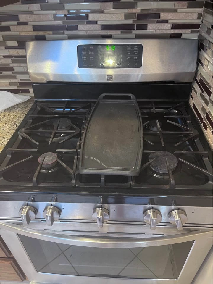 Kenmore Stove - photo 3