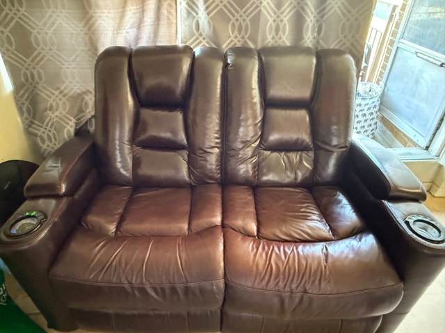 Leather Power Recliner Sofa Set - 5 Seater - photo 2