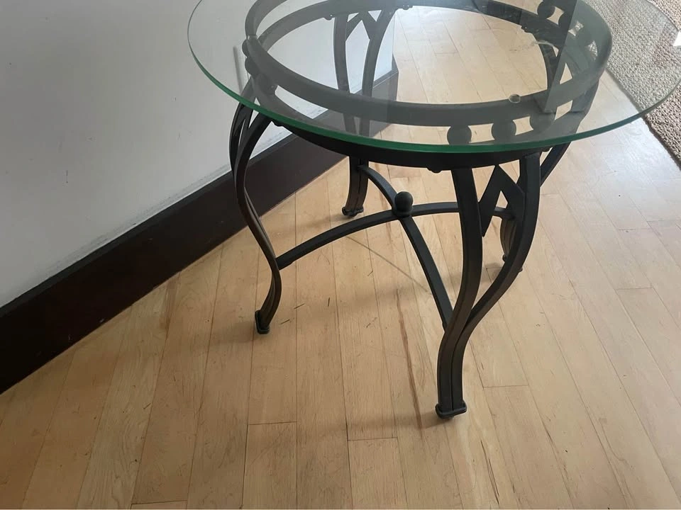 24x22” Glass Coffee / Side Table with Metal Base - photo 2