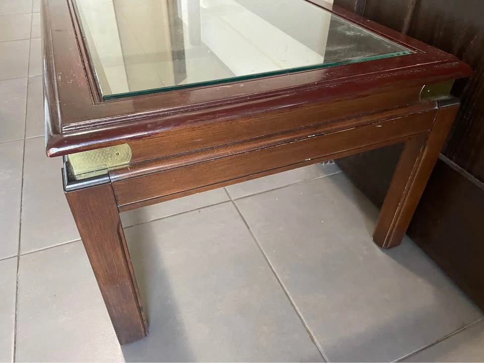 23x53x15” Glass Top Coffee Table with Golden Accents - photo 2