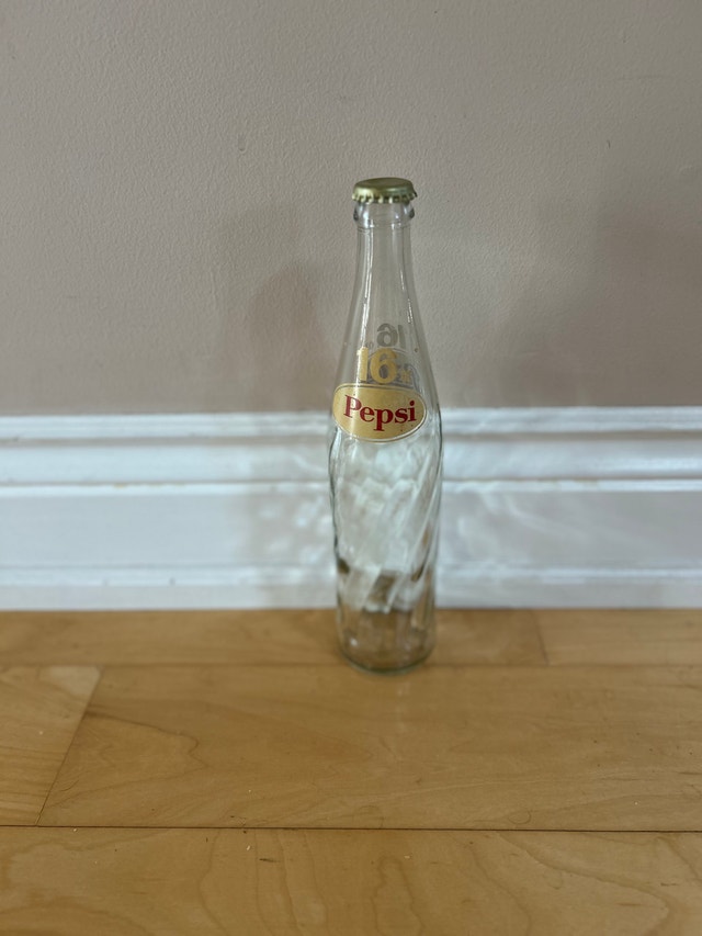 Vintage Pepsi Bottle 16oz Swirl Design
