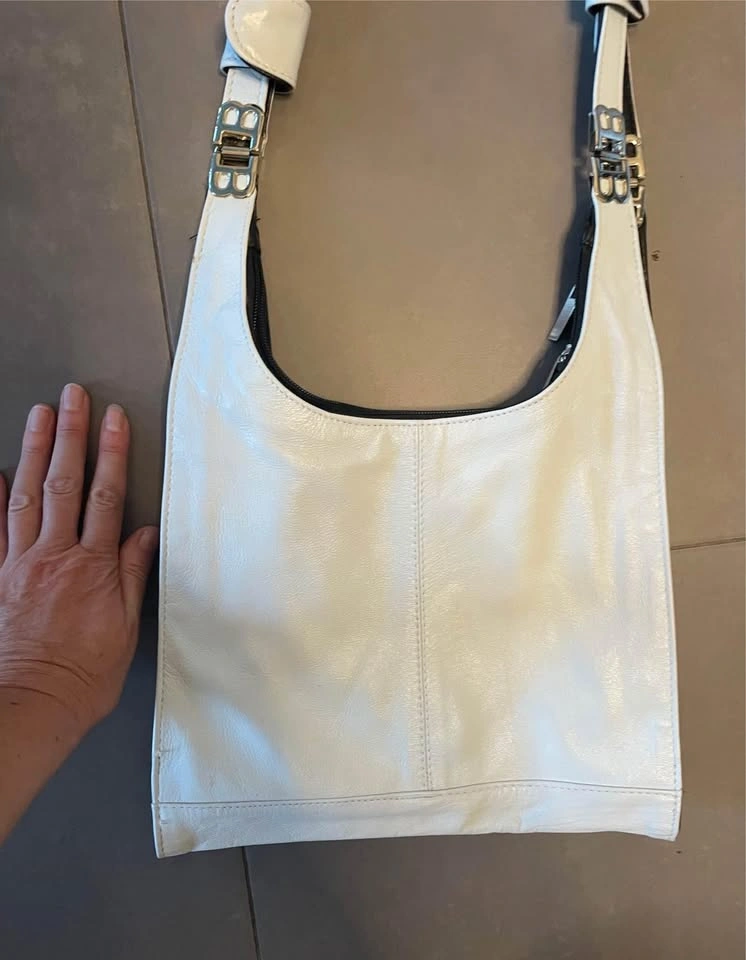 Beautiful reversible black and white vintage leather handbag, ex - photo 3