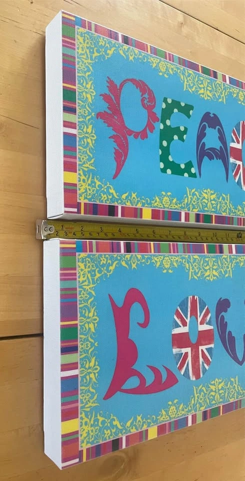 Pair of peace and love canvas pictures $5 both - photo 2