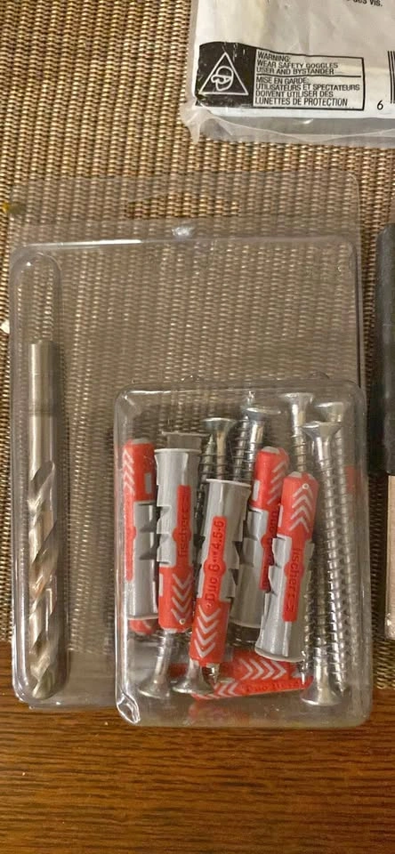 Fischer DuoPower Wall Plugs Screws and Drill Bit Set