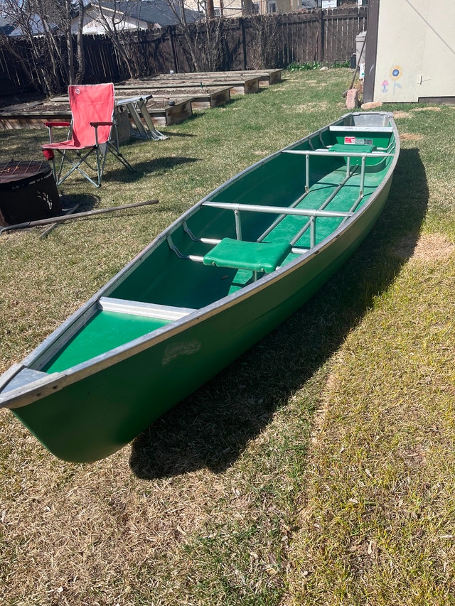 16’ Coleman Canoe