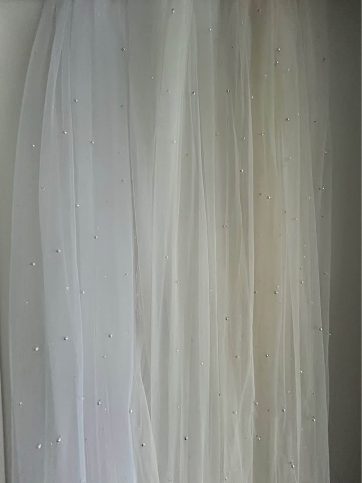 Pearl floor length Veil soft white ivory - photo 4