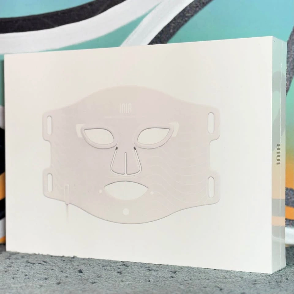 INIA LED Light Therapy Face Mask - New