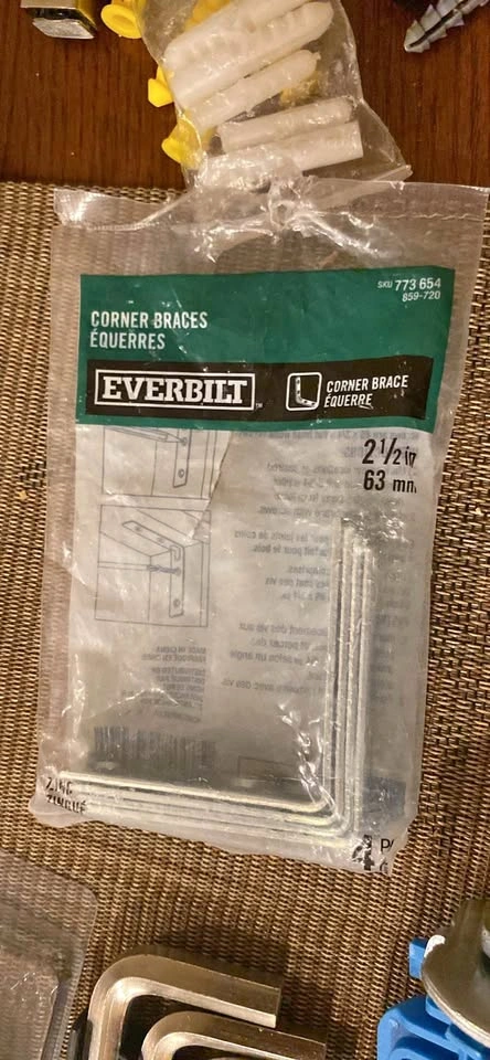 Everbilt Corner Braces