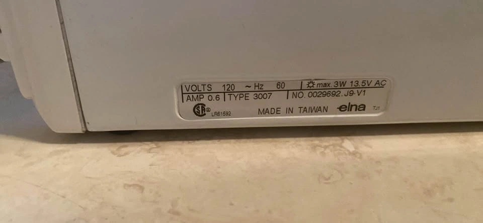 Sewing machine ELNA 3007 - pre owned - photo 5