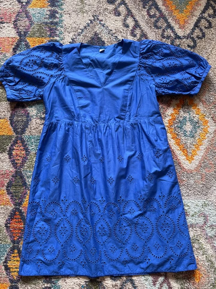 Old Navy blue eyelet puff sleeve dress S - photo 2