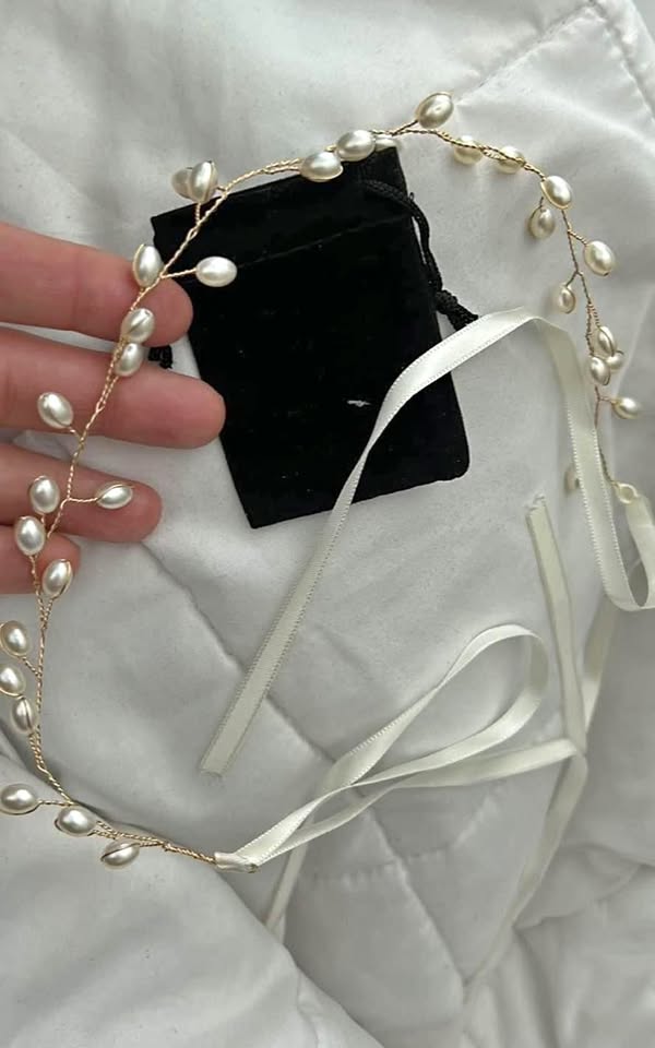 Gold & Pearl Bridal Hair Piece