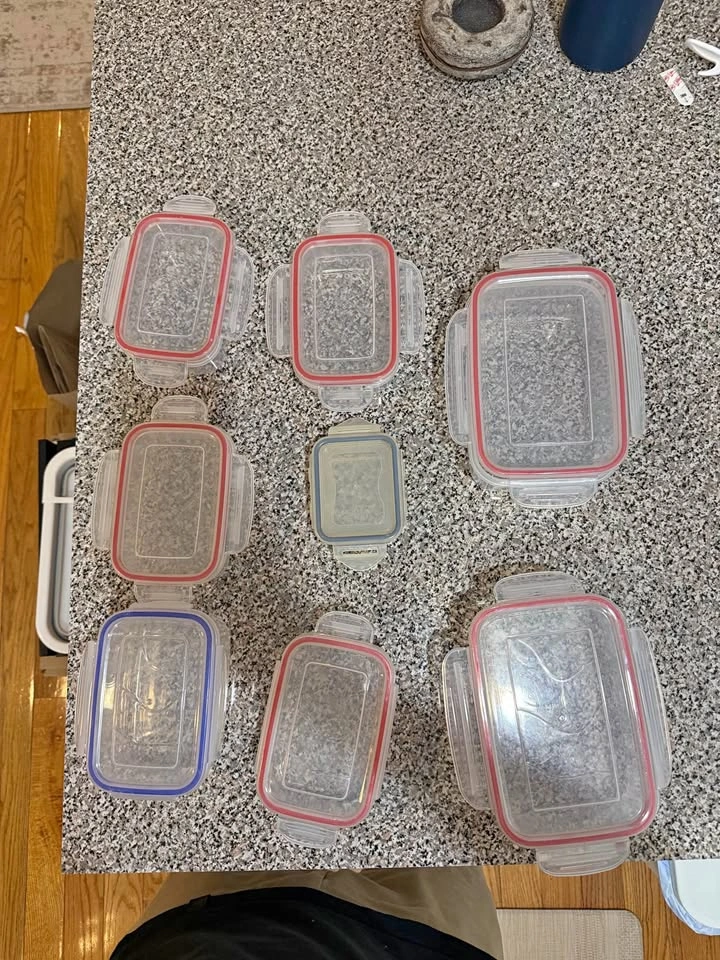 Food storage container, set of 8, all with lids