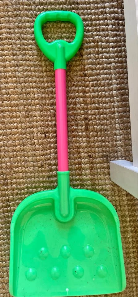 Plastic kids snow shovel green and pink