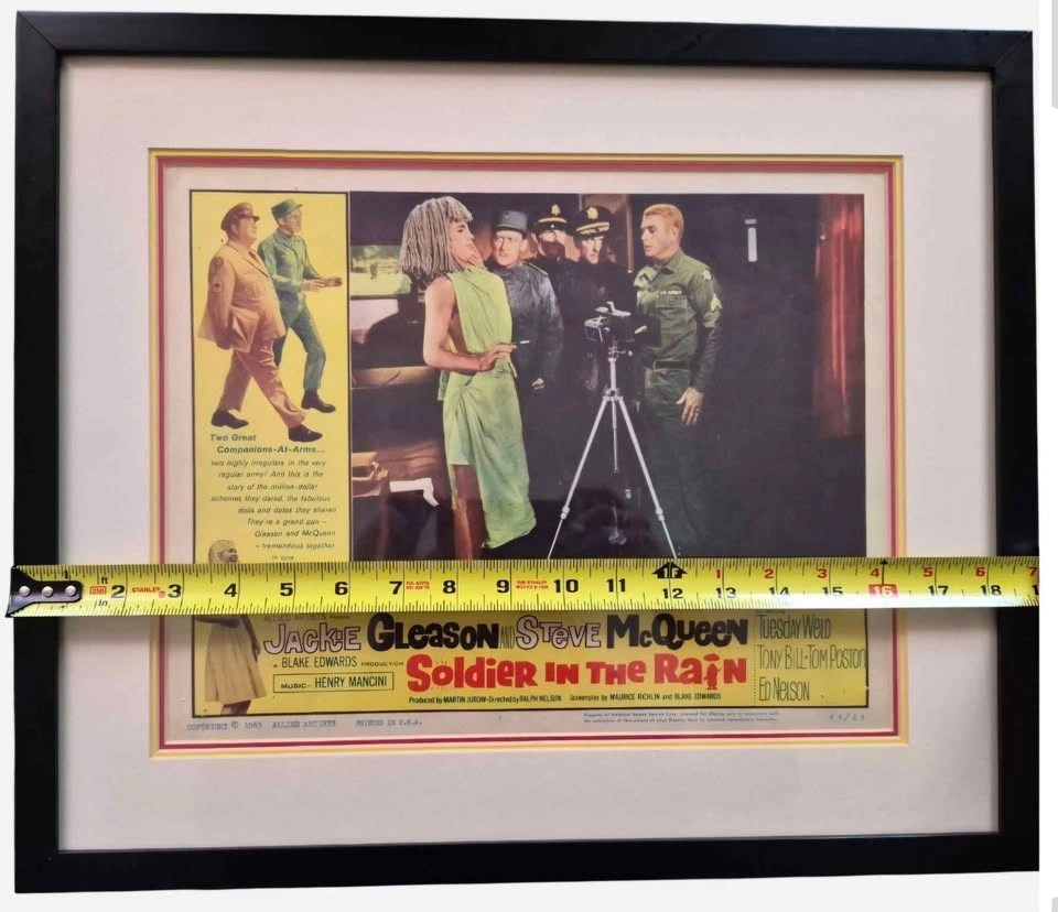 Picture frame with vintage poster - photo 3