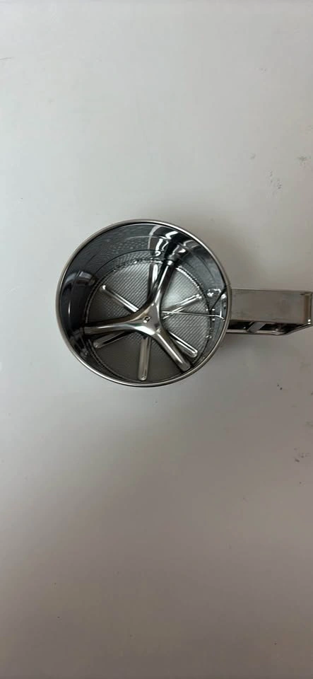 Stainless Steel Flour Sifter - photo 2