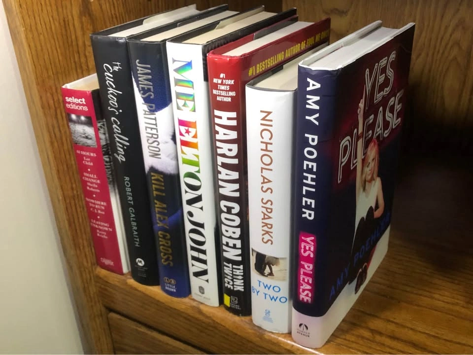 Moving! Large book lot to rehome! - photo 4