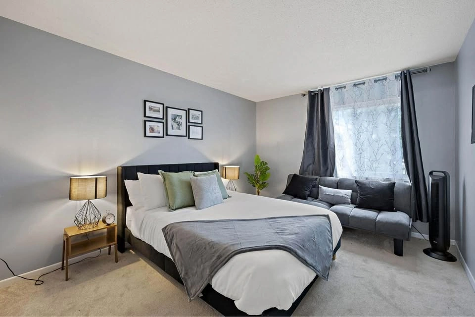 Two beds and two sofa beds for sale - photo 2