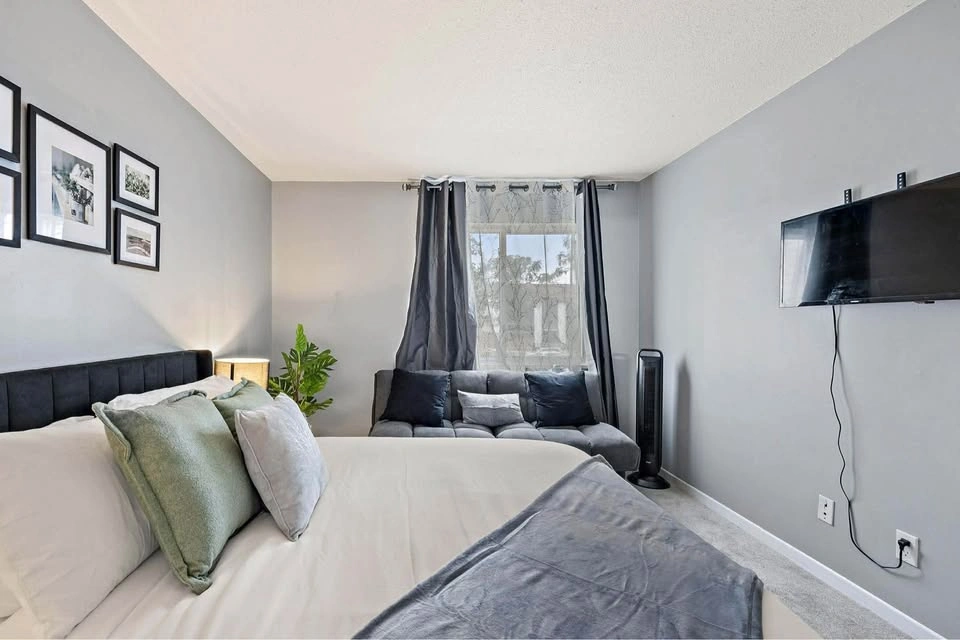 Two beds and two sofa beds for sale - photo 4
