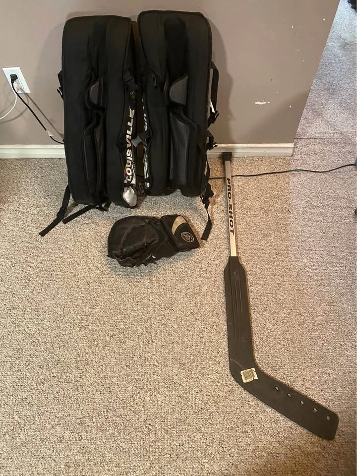 Floor Hockey Goalie Pads and Stick (Delivery Available) - photo 4